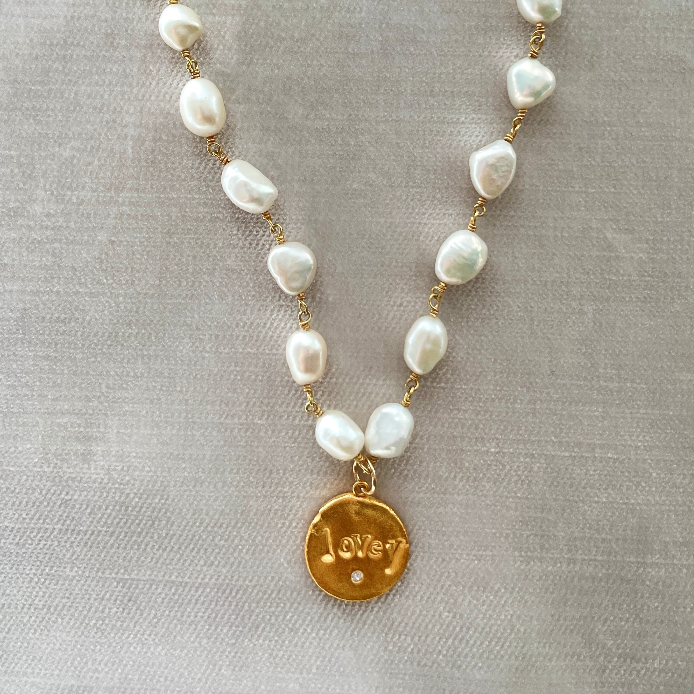 One of a Kind Pearl Necklace Lovey Gold Pendant 20094